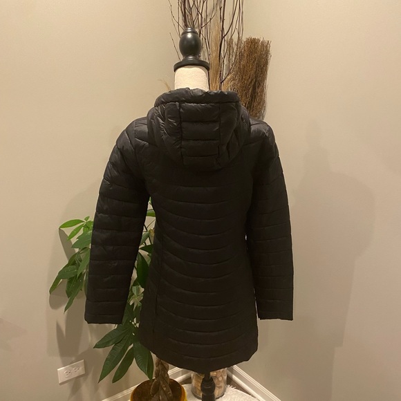 ✨Gap (NWOT) Lightweight Puffer Jacket Size XS✨ - Picture 8 of 13